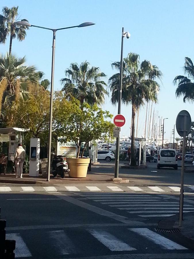 Cannes,Croisette,Palais Des Festivals,Plages Exteriör bild